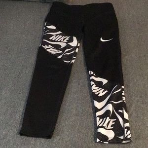 Black Nike Leggings